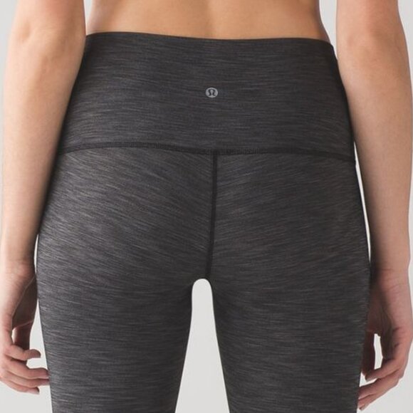 Lululemon Wunder Under Crop Size 8 - Picture 1 of 12